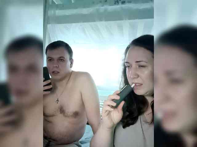 Your_favorite_couple webcam