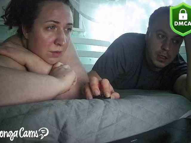 Your_favorite_couple webcam