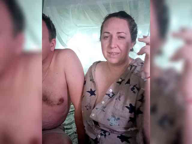 Your_favorite_couple webcam