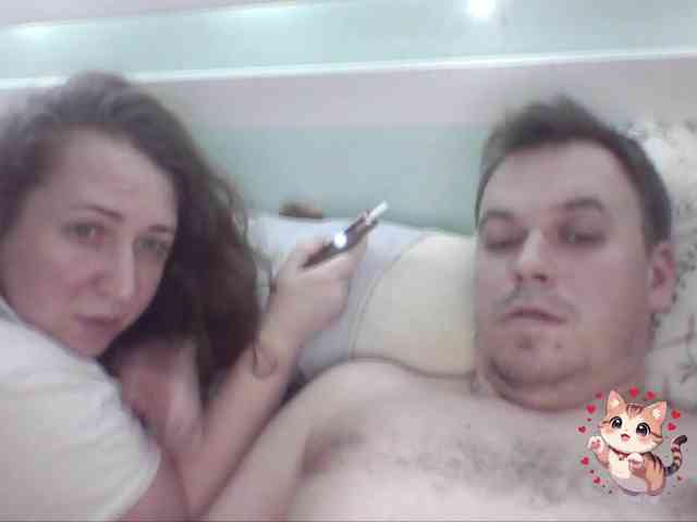 Your_favorite_couple webcam