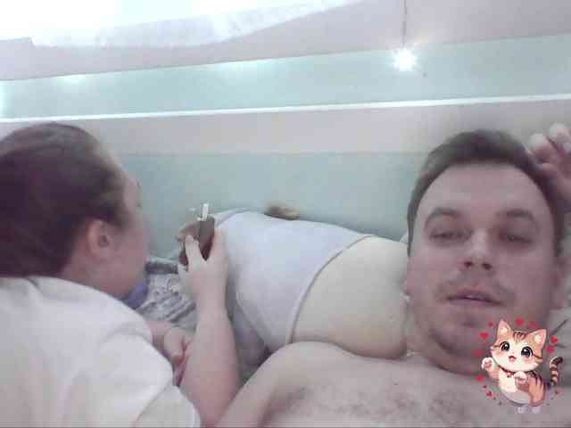 Your_favorite_couple webcam