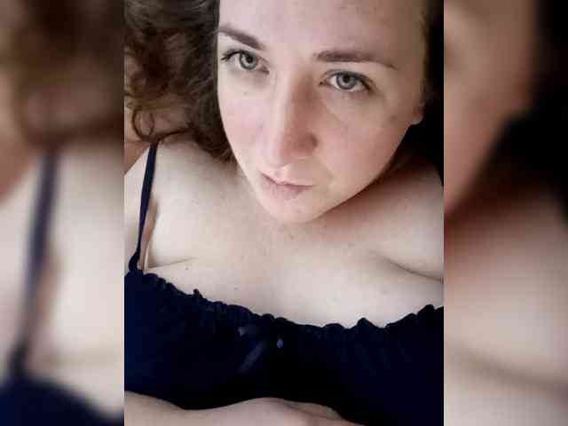 Your_favorite_couple webcam