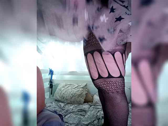 Your_favorite_couple webcam