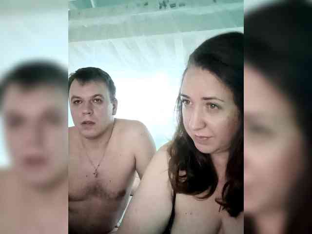 Your_favorite_couple webcam