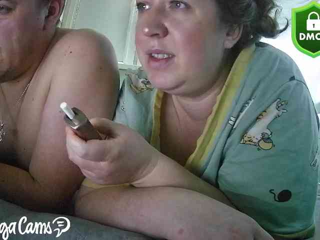 Your_favorite_couple webcam