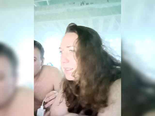 Your_favorite_couple webcam