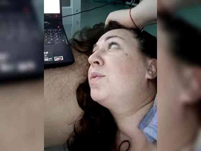 Olga372 Live Webcam on BongaCams