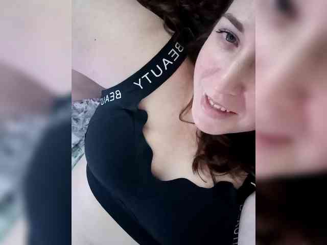 Your_favorite_couple webcam