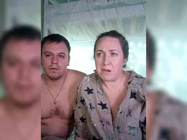 Your_favorite_couple webcam