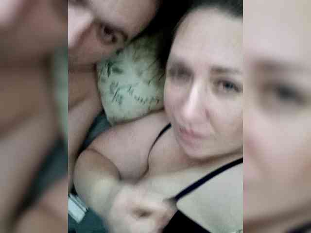 Your_favorite_couple webcam