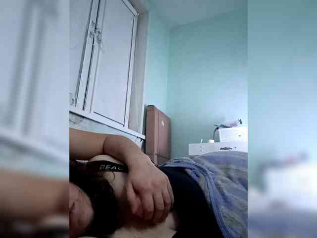 Your_favorite_couple webcam