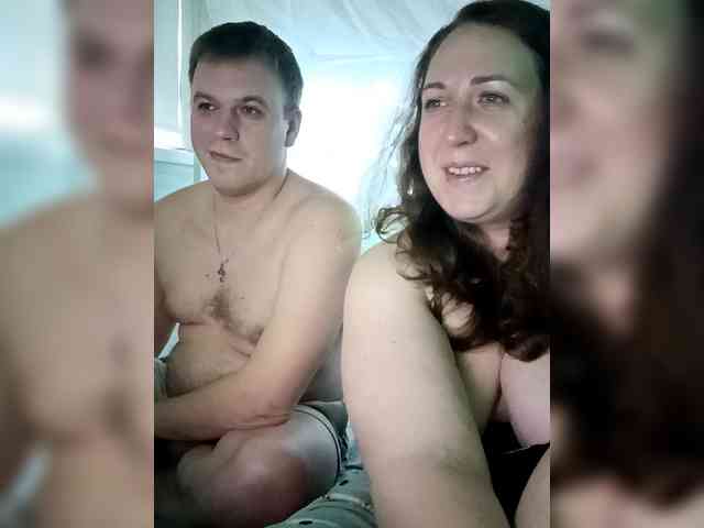 Your_favorite_couple webcam