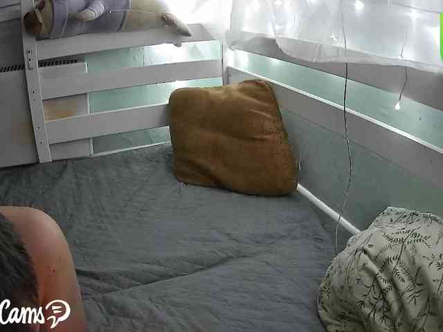 Your_favorite_couple webcam