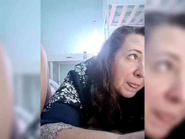 Your_favorite_couple webcam