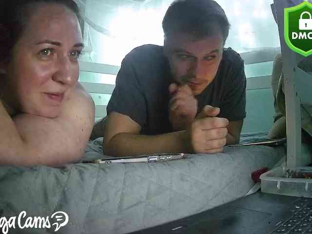 Your_favorite_couple webcam