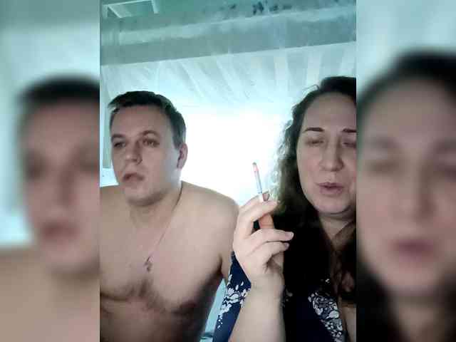 Your_favorite_couple webcam