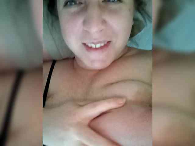 Your_favorite_couple webcam