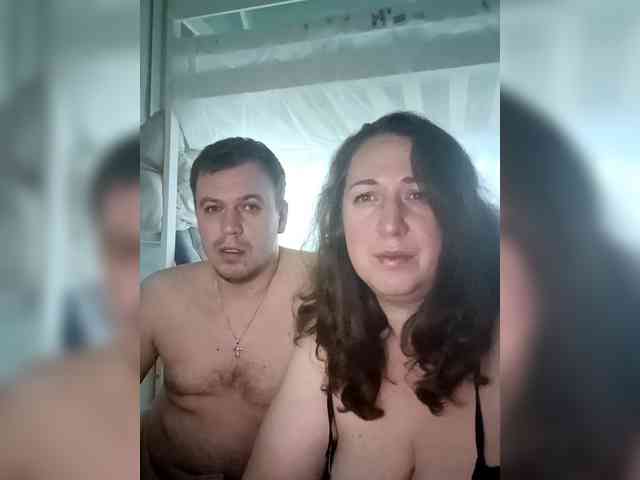 Your_favorite_couple webcam