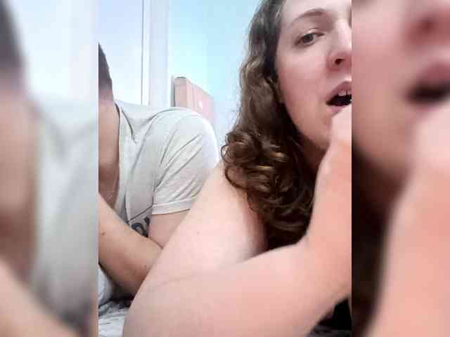 Your_favorite_couple webcam