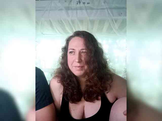 Your_favorite_couple webcam