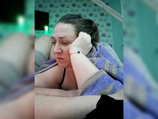 Olga372 Live Webcam on BongaCams