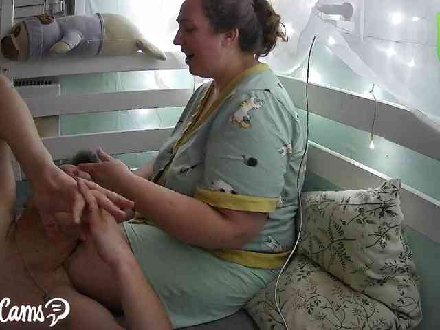 Your_favorite_couple webcam