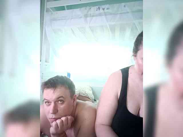 Your_favorite_couple webcam