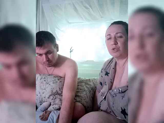 Your_favorite_couple webcam