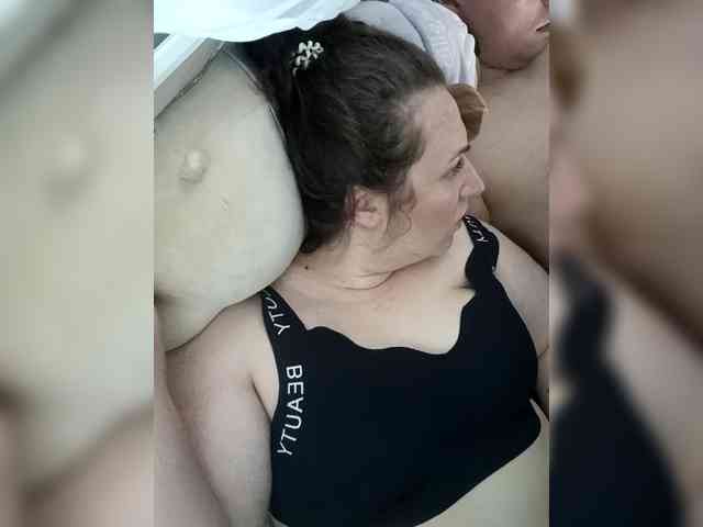 Your_favorite_couple webcam