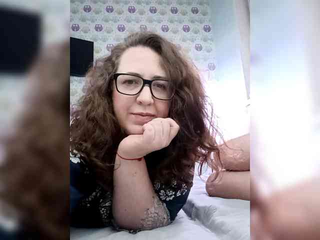 Your_favorite_couple webcam