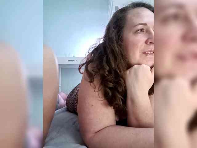 Your_favorite_couple webcam