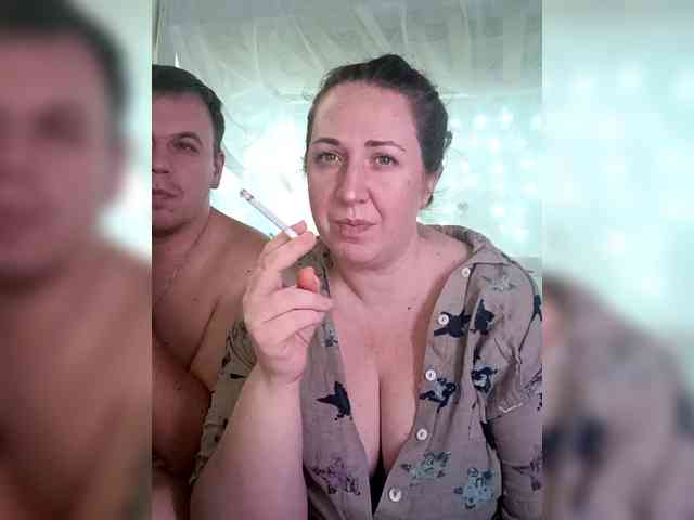 Your_favorite_couple webcam