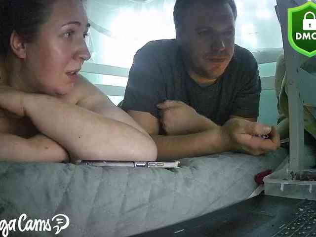 Your_favorite_couple webcam