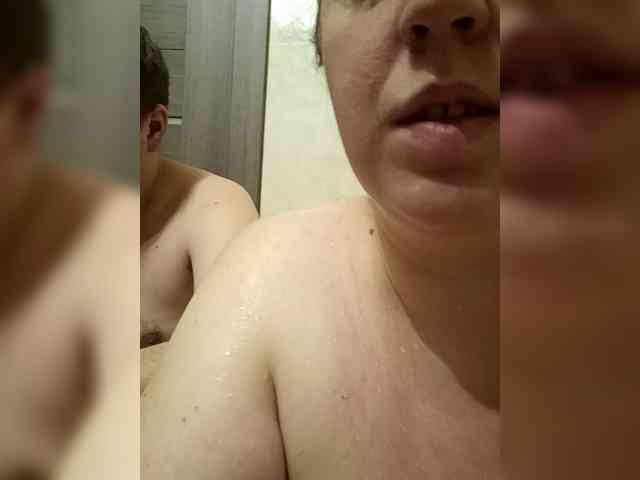 Your_favorite_couple webcam