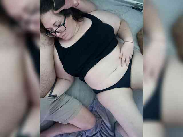 Your_favorite_couple webcam