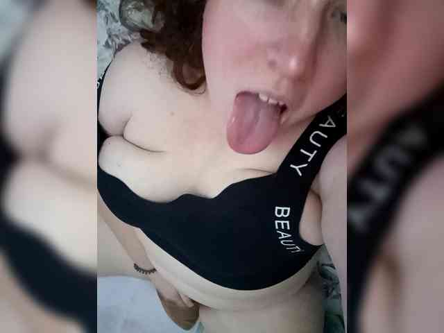 Your_favorite_couple webcam