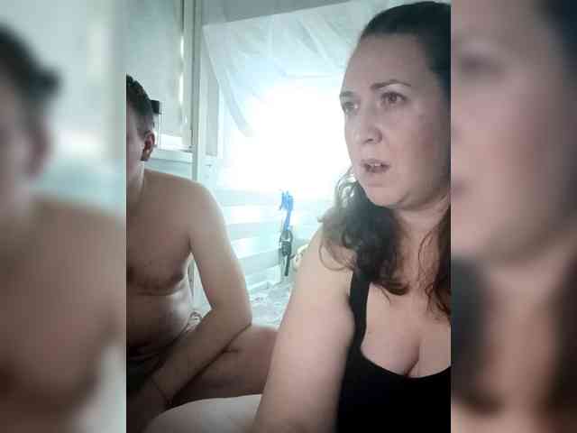 Your_favorite_couple webcam