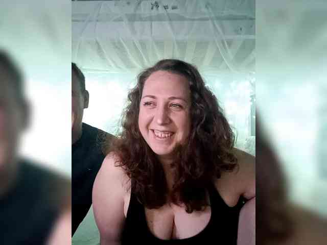 Your_favorite_couple webcam