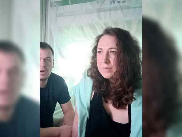 Your_favorite_couple webcam