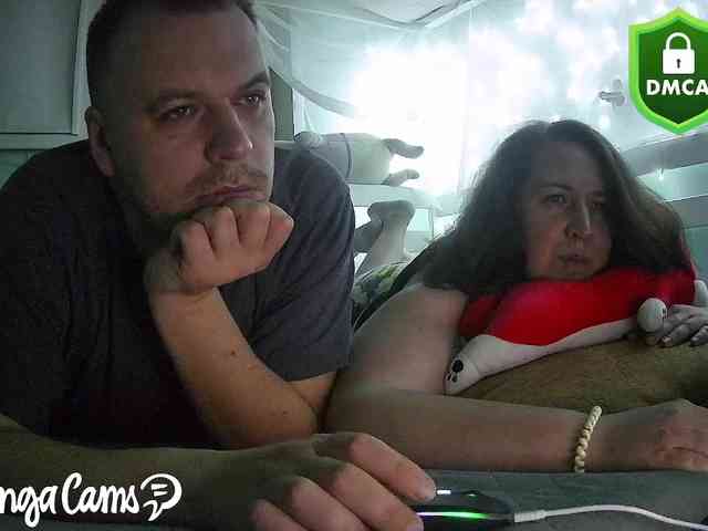 Your_favorite_couple webcam