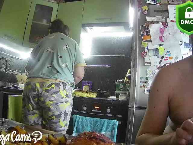 Your_favorite_couple webcam