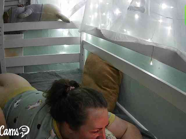 Your_favorite_couple webcam