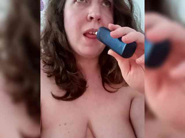 Your_favorite_couple webcam