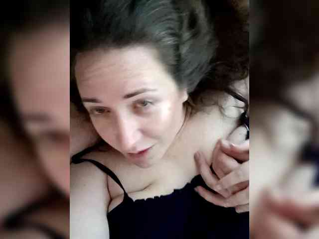 Your_favorite_couple webcam