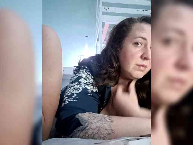 Your_favorite_couple webcam