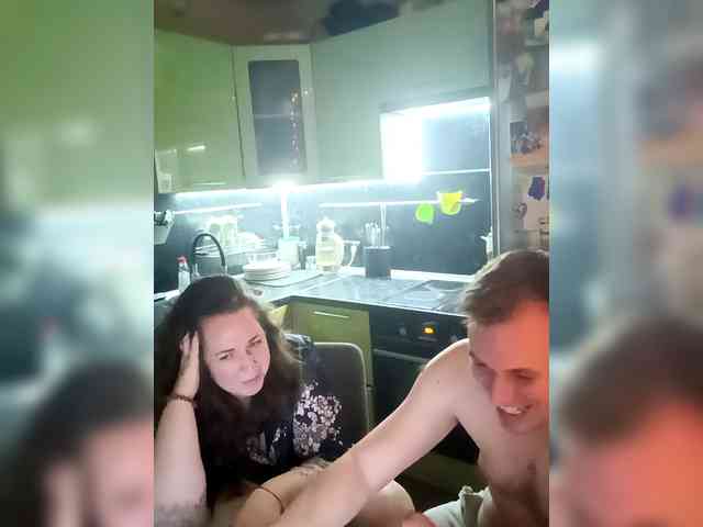 Your_favorite_couple webcam