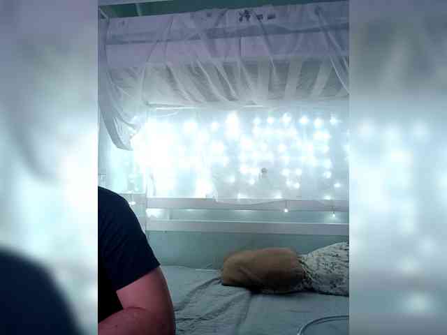 Your_favorite_couple webcam