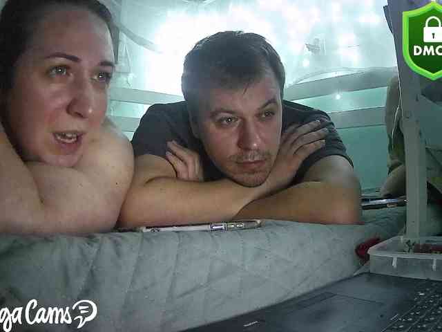 Your_favorite_couple webcam