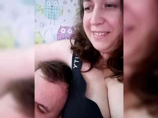 Your_favorite_couple webcam