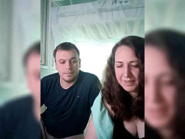 Your_favorite_couple webcam